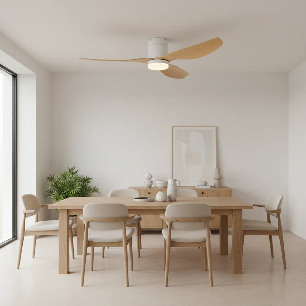 Lyra | Ventilador LED integrada blanco y madera clara
