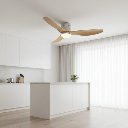 Arcturus | Ventilador LED integrada plata y madera clara