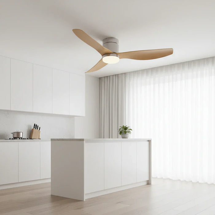 Arcturus | Ventilador LED integrada plata y madera clara